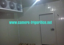 Executam camere frigorifice