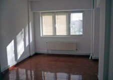 Proprietar inchiriez apartament 3 camere NERVA TRAIAN