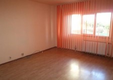 Inchiriez garsoniera