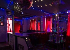 Angajam fete in Club Skyline Elvetia