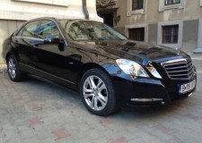 Inchiriere limuzine pentru nunti si evenimente