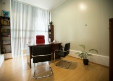 Inchiriere cladire de birouri