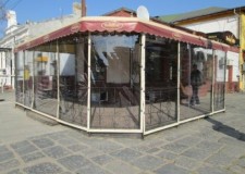 Imprejmuire cu rulouri transparente