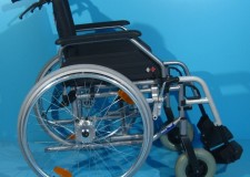 Scaun cu rotile din otel