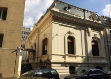 Proprietar inchiriez vila lux