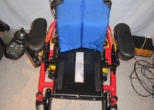 vand carucioare electrice pentru disabili, batrani