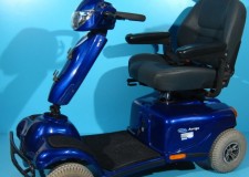 Scuter electric pentru handicap second Invacare Auriga