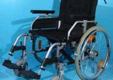 Rulant pentru handicap cu suporti din aluminiu Uniroll- sezut 53 cm
