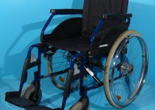 Scaun cu rotile din otel second hand Ortopedia / 42 cm