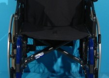 Scaun cu rotile din aluminiu Sopur / redus de la 625 lei