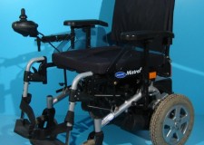 Carucior electric pliabil second hand Invacare Mistral 3