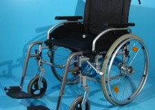 Scaun cu rotile redus de la 625 lei la 490 lei second hand