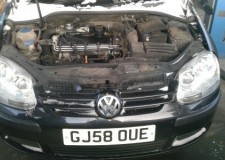 Dezmembrez Vw Golf 5, motor 1.9 TDI cod BXE, 105 cp, 2008