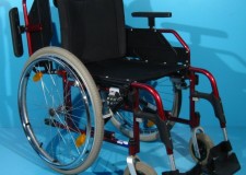Rulant cu cadru rosu invalizi Dietz / latime sezut 44 cm