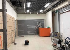 Panou expunere cu sine  de aluminiu tip Slatwall