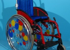 Scaun cu rotile activ copii din aluminiu Sopur / latime sezut 28 cm