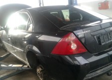 Dezmembrez Ford Mondeo hatchback an 2002