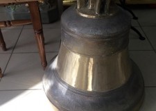 Tabla aurita, cruci pentru turla, clopote, candelabre