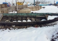 Barca din lemn pentru decor gradina