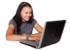 Operator PC fete si baieti