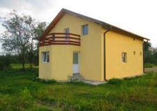 Vand casa vila com Buturugeni Jud Giurgiu si teren Ocazie!