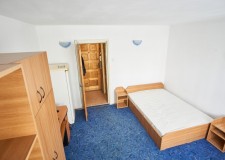 vand garsoniera Rahova, Sebastian