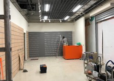 Panou expunere cu sine  de aluminiu tip Slatwall