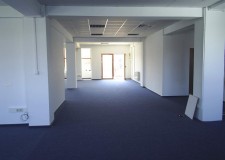 Proprietar inchiriez cladire P+1E+M birouri-depozit si locuinte zona metrou Mihai Bravu