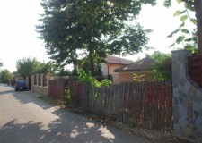 vand casa batraneasca in Tunari