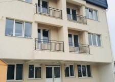 bloc nou piata rahova  teius garsoniere si apartamente de 2 camere