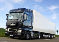 Cautam sofer camion Italia