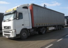 Angajez sofer autocamion trasee internationale