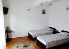 Camin batrani - asistenta si recuperare medicala