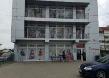 Proprieatar inchiriez spatiu comercial pe artera C-Sagului peste drum de noul Mall