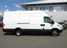 Asigur transport 24/24h oriunde cu dube de 3,5t