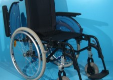 Scaun handicapati din aluminiu Invacare