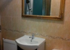 Baneasa - inchiriez garsoniera in vila