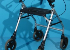 Cadru de mers din aluminiu second hand Mobilex