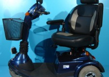 Scuter electric ieftin pe 3 roti Pride Lunetta