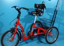 Tricicleta ortopedica pentru copii cu probleme