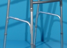 Cadru de mers cu roti second hand Drive