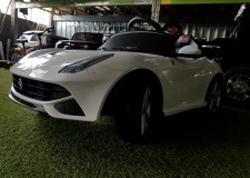 Masinuta electrica RASTAR Ferrari F12 Nou