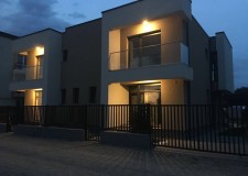 Vand casa deosebita in Otopeni