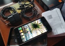 SAMSUNG Galaxy S2 i9100 16GB.