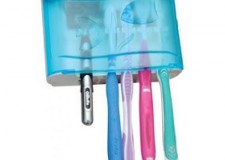 Sterilizator cu ultraviolete pentru periuÈ›e de dinÈ›i È™i aparate de ras