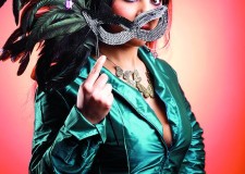 Iti plac barbatii? Adori sa vorbesti cu ei? Vino la noi?