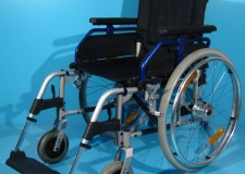 Vanzare scaun cu rotile din aluminiu Uniroll -45 cm