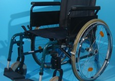 Scaun cu rotile handicap second hand Invacare
