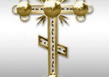 Cruci aurite pentru turle