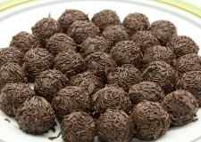 Angajez personal ambalare bomboane de ciocolata Germania